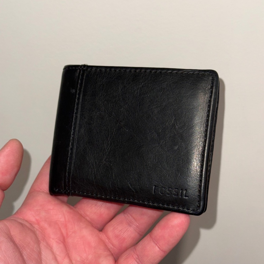 Fossil Ingram Traveler Black Cowhide Leather Bifold Wallet Flip ID ML3254